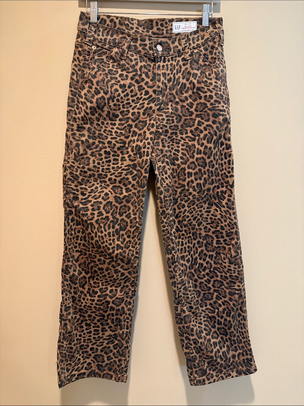 GAP 90s Loose Carpenter Mid Rise Leopard Print Jeans